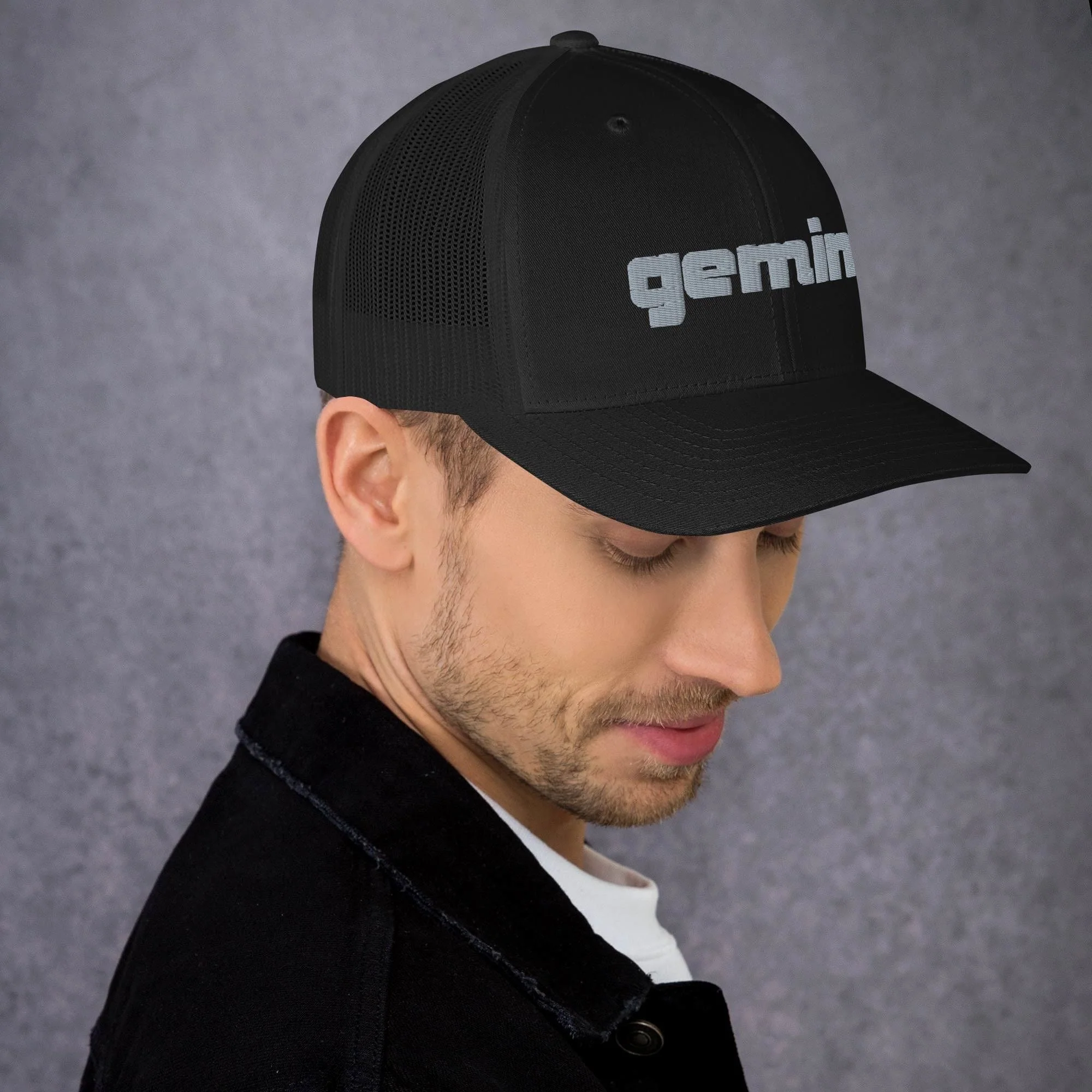 Gemini Sound Cotton Polyester Trucker Cap - Black Logo Embroidery - Image 3