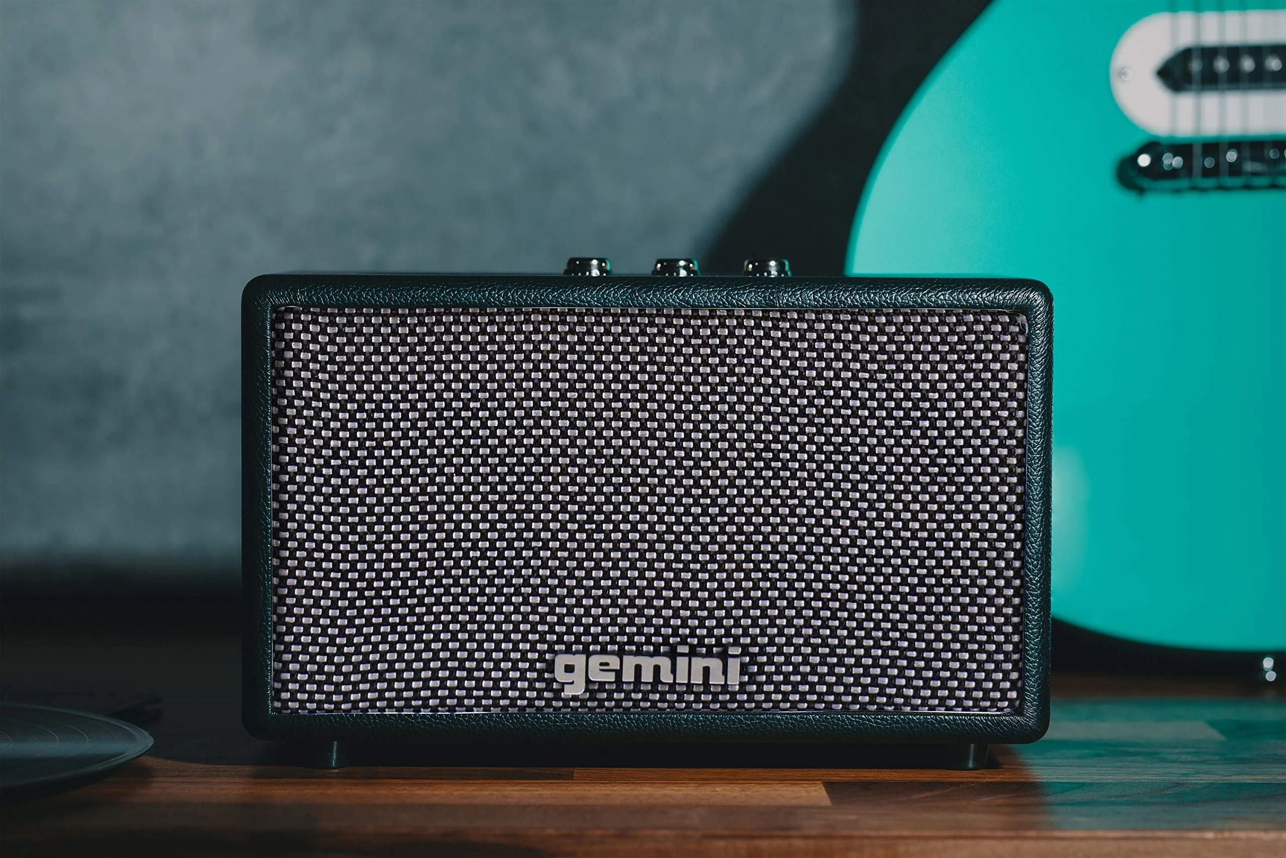 Gemini Sound GTR-200 portable retro Bluetooth speaker — 45W peak, dual 3" woofers, 8-hour battery - Image 8